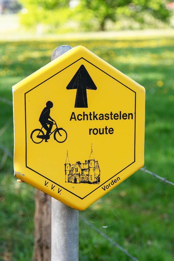 Sfeervol Vakantiehuisje In Bosrijke Omgeving 보르덴 외부 사진